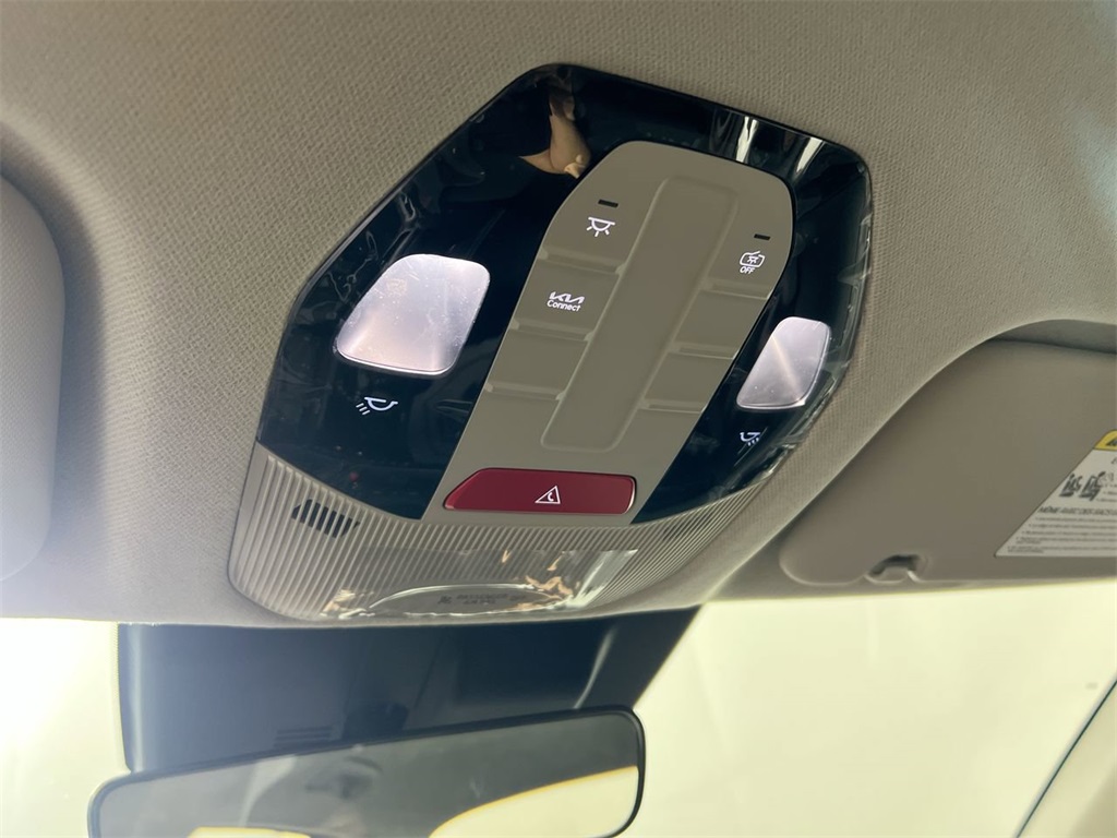 2025 Kia K4 LX photo 19