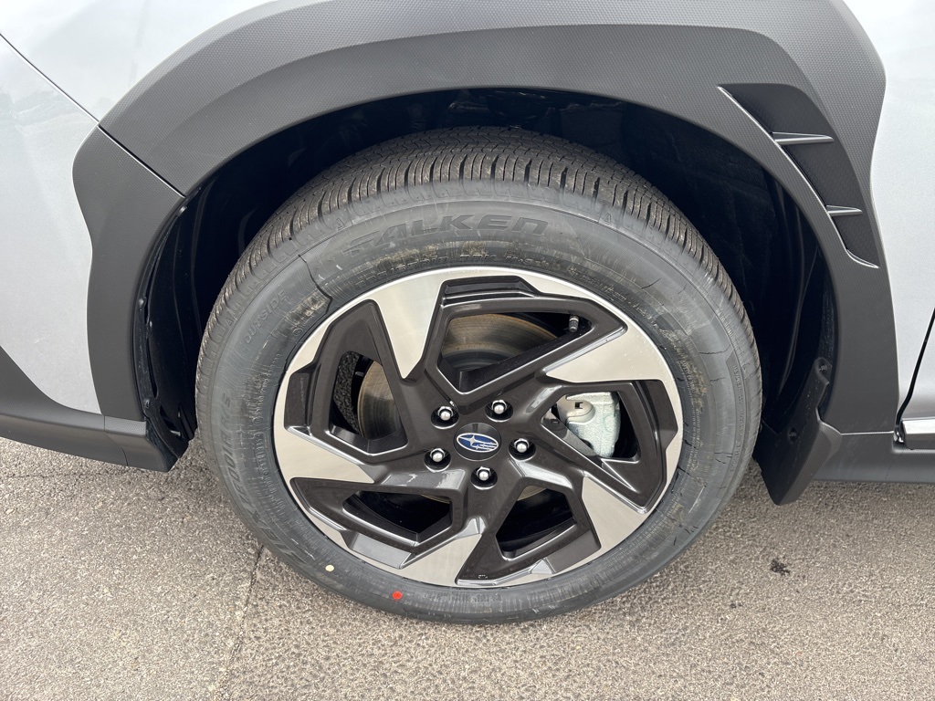 2025 Subaru Crosstrek Limited photo 8