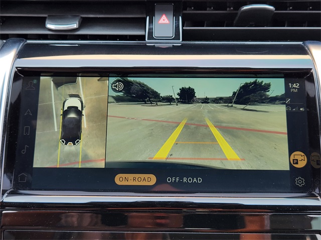 2021 Land Rover Discovery Sport S R-Dynamic photo 16