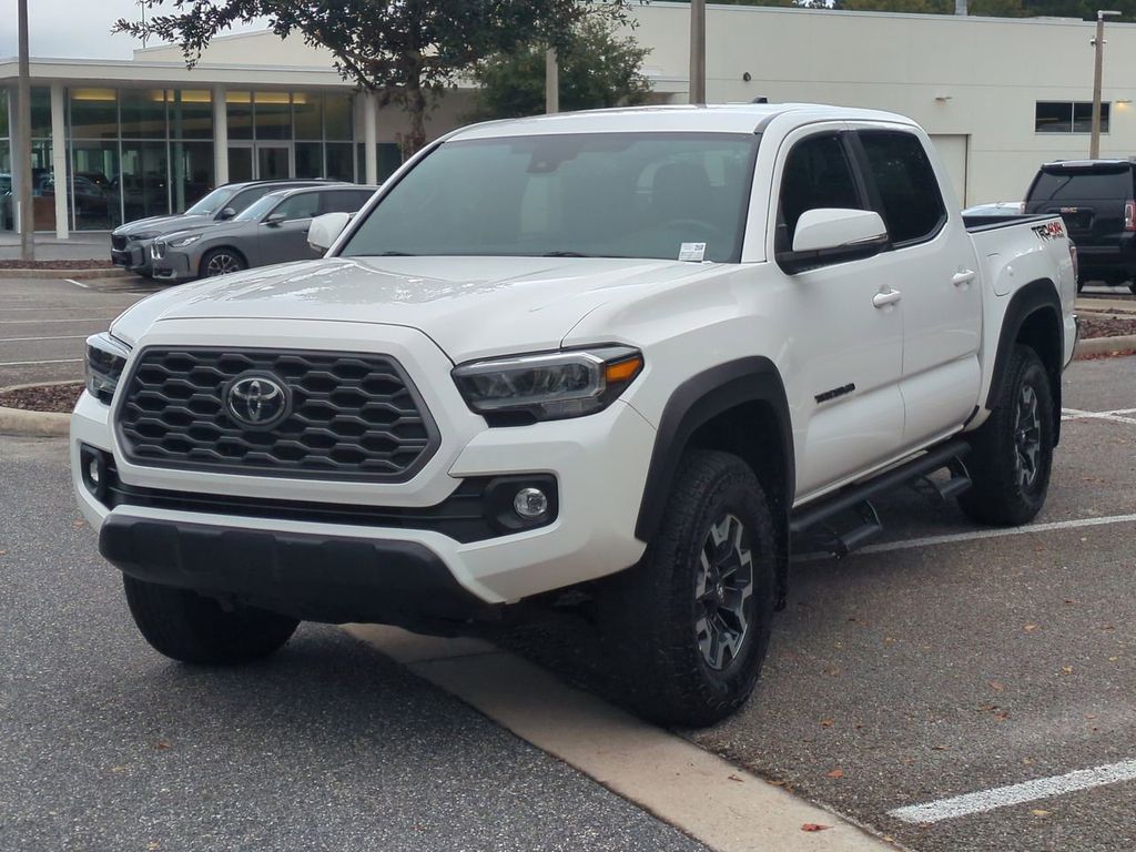 2023 Toyota Tacoma TRD Off Road's photo