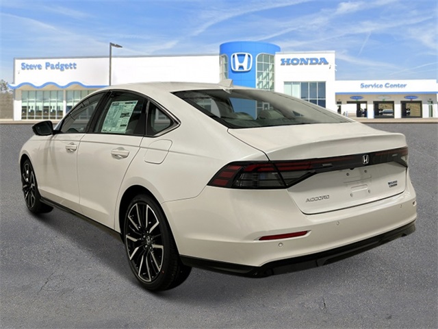 2025 Honda Accord Hybrid Touring photo 3