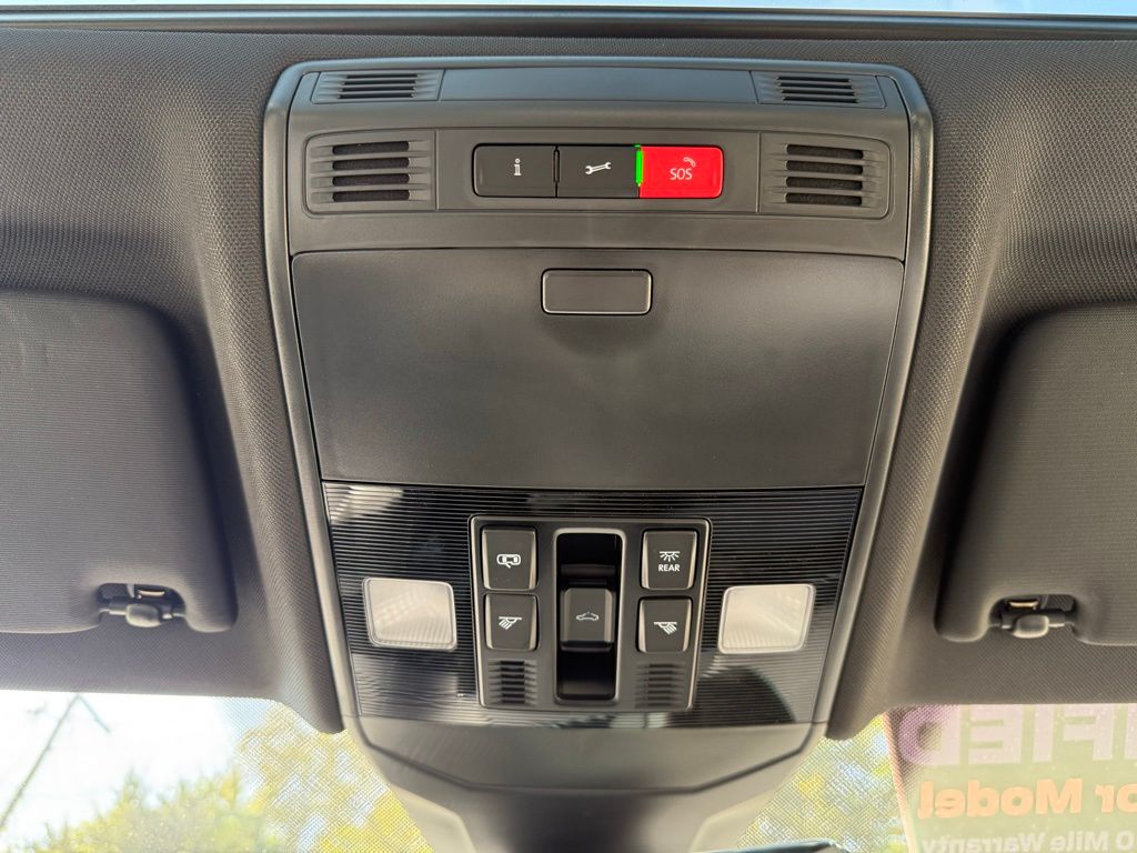 2025 Volkswagen Jetta GLI 2.0T Autobahn photo 12