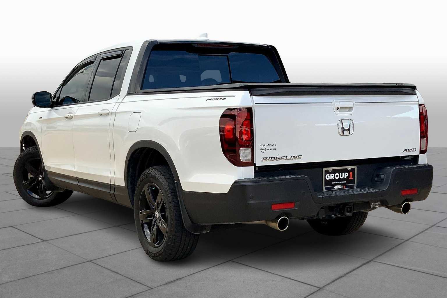 2022 Honda Ridgeline Black Edition photo 8