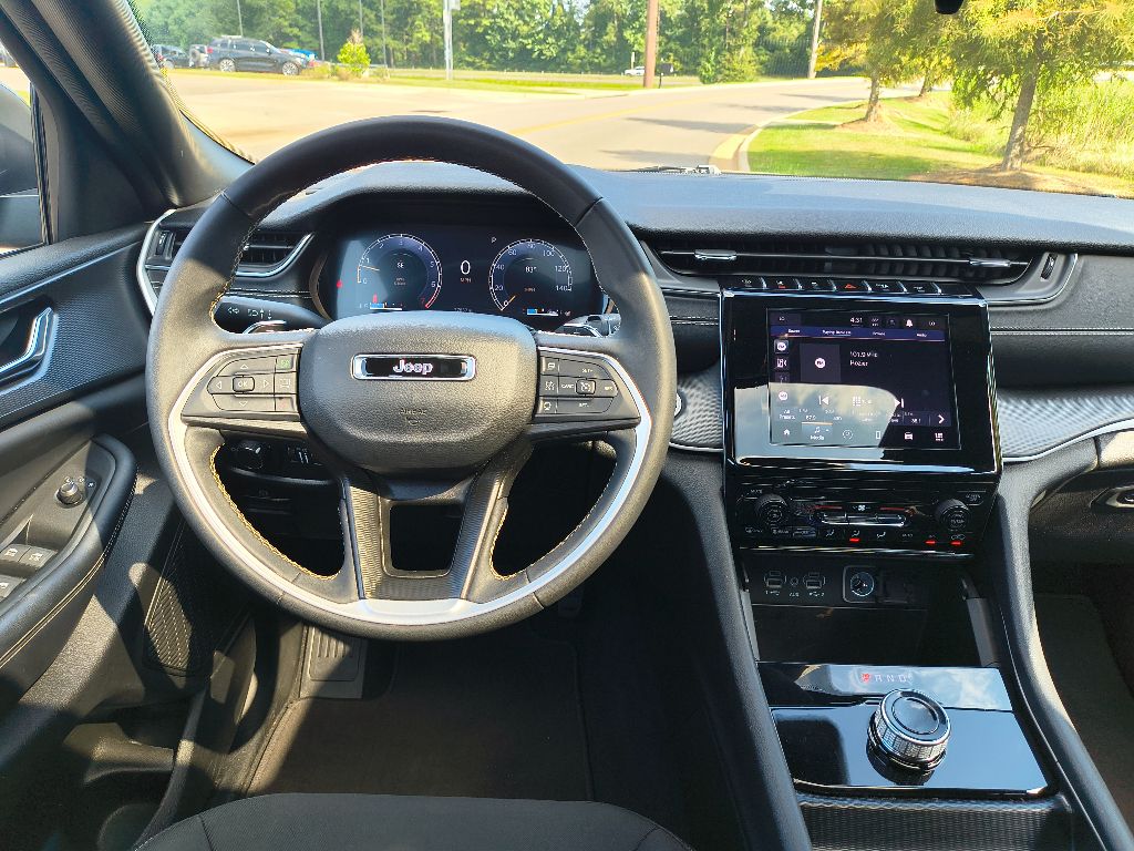 2024 Jeep Grand Cherokee Laredo X photo 26
