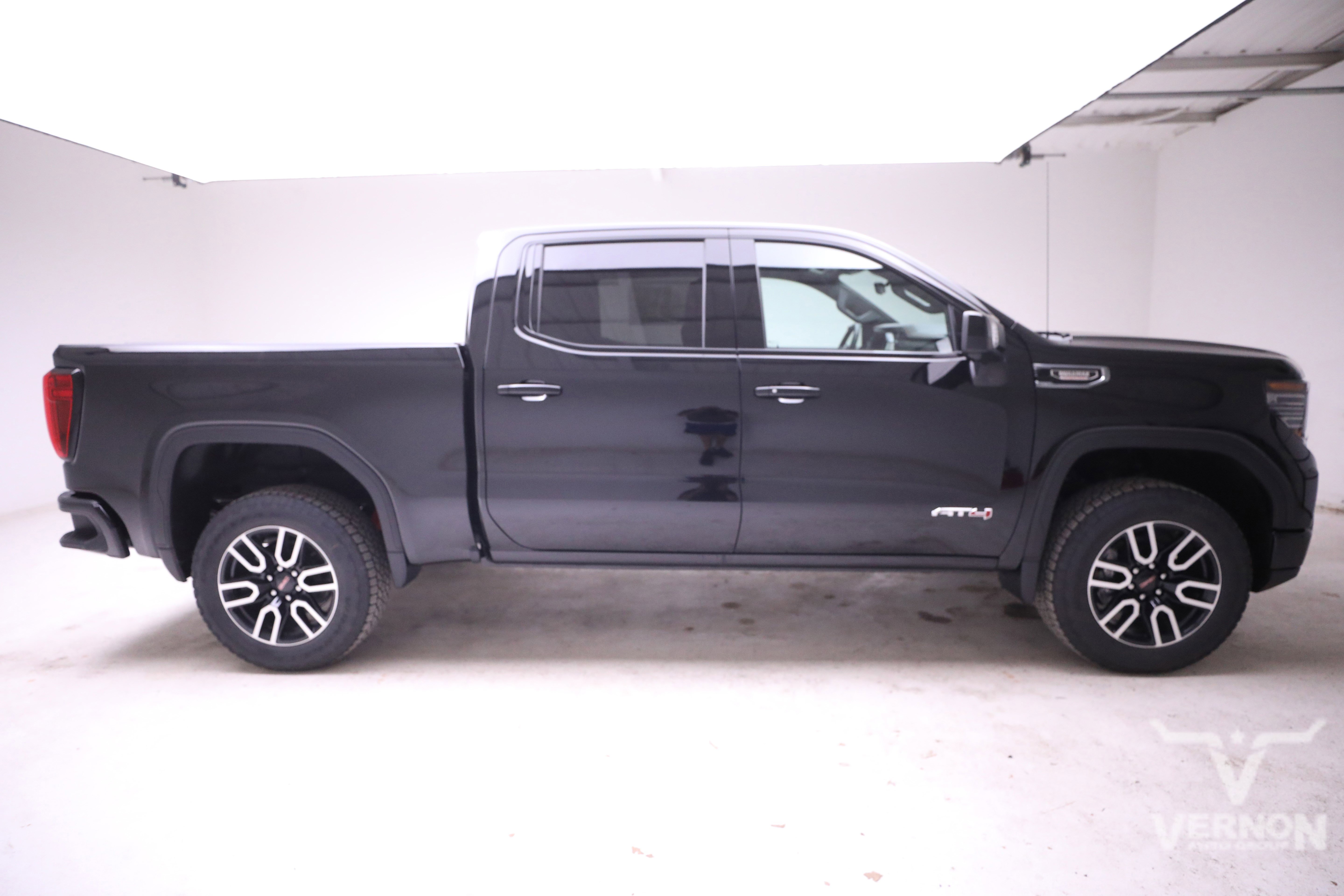 2026 Gmc Sierra 1500 AT4 photo 2