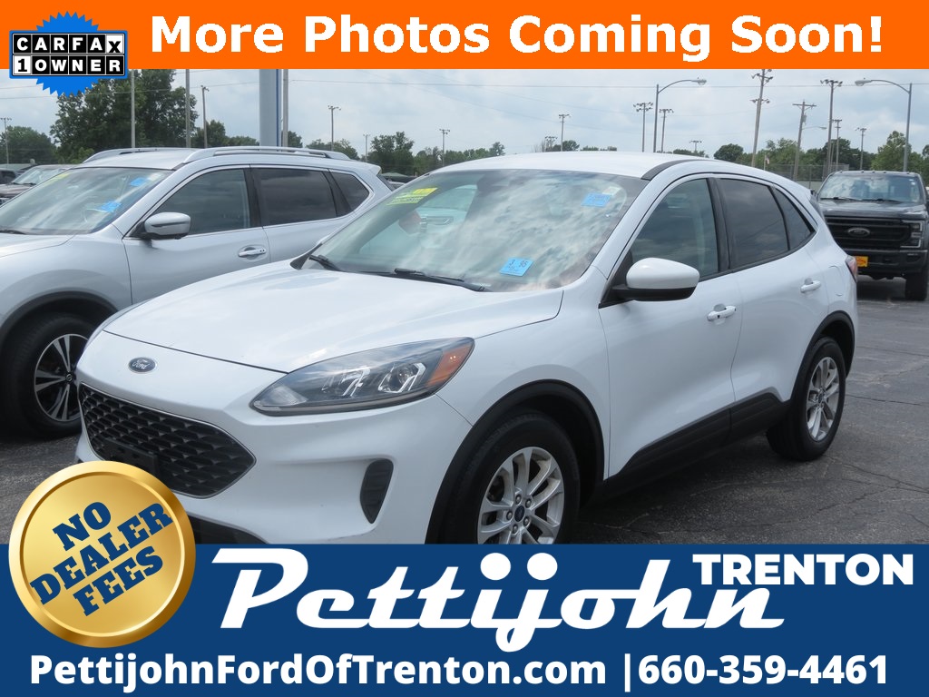 Used 2020 Ford Escape SE with VIN 1FMCU0G63LUB74360 for sale in Kansas City
