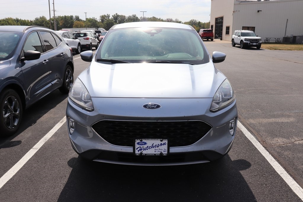 2022 Ford Escape SEL photo 2