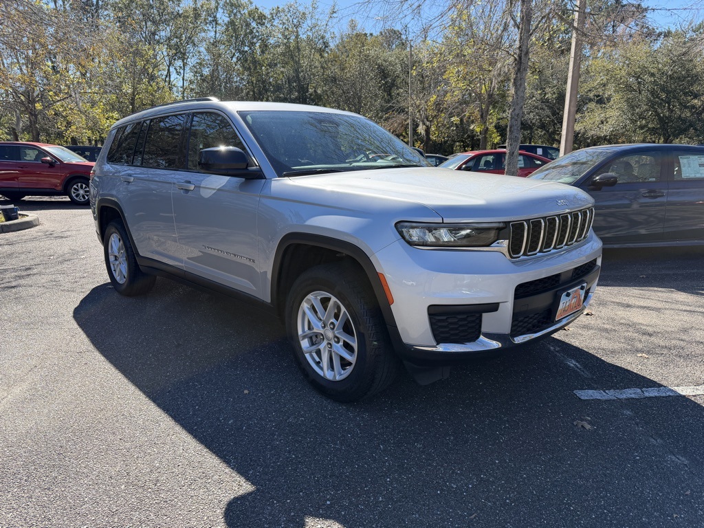 2023 Jeep Grand Cherokee L Laredo's photo