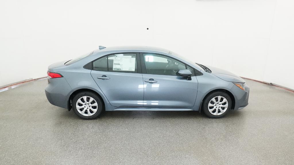 2025 Toyota Corolla LE photo 25
