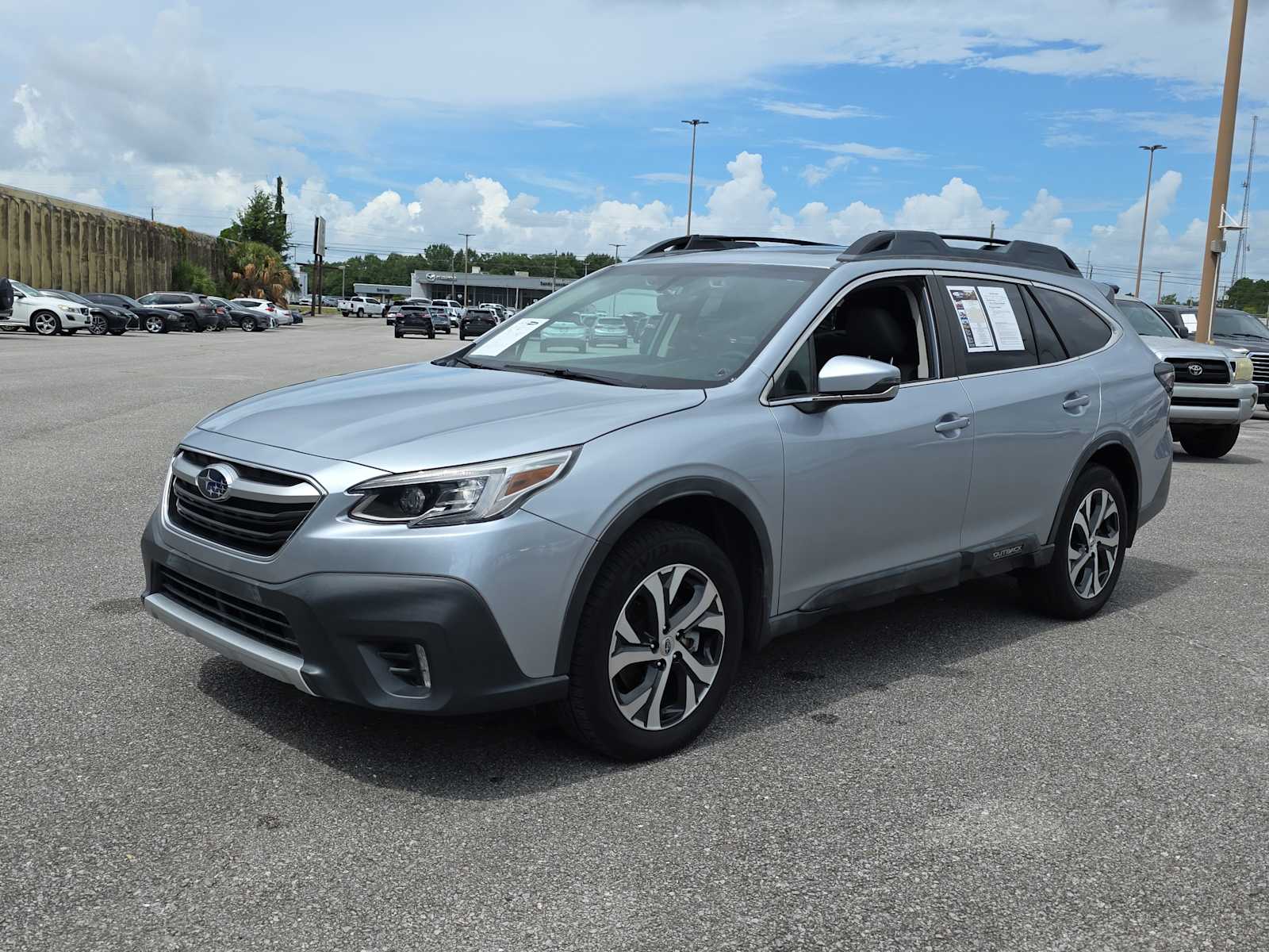 2021 Subaru Outback Limited photo 4