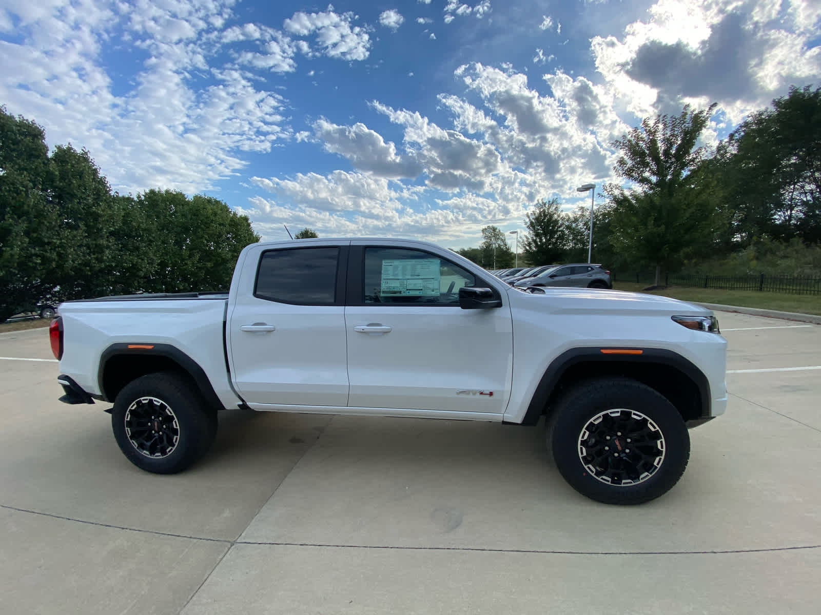 2026 Gmc Canyon AT4 photo 4