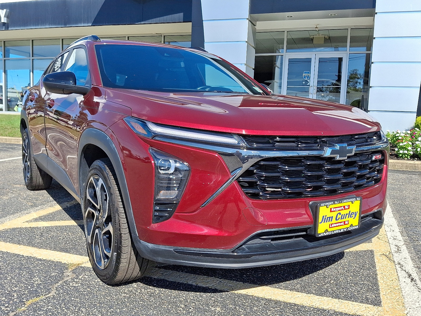 2024 Chevrolet Trax photo 2