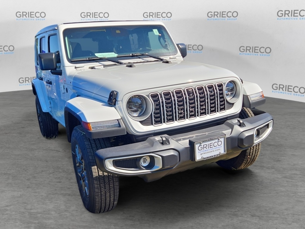 2025 Jeep Wrangler 4-Door Sahara's photo