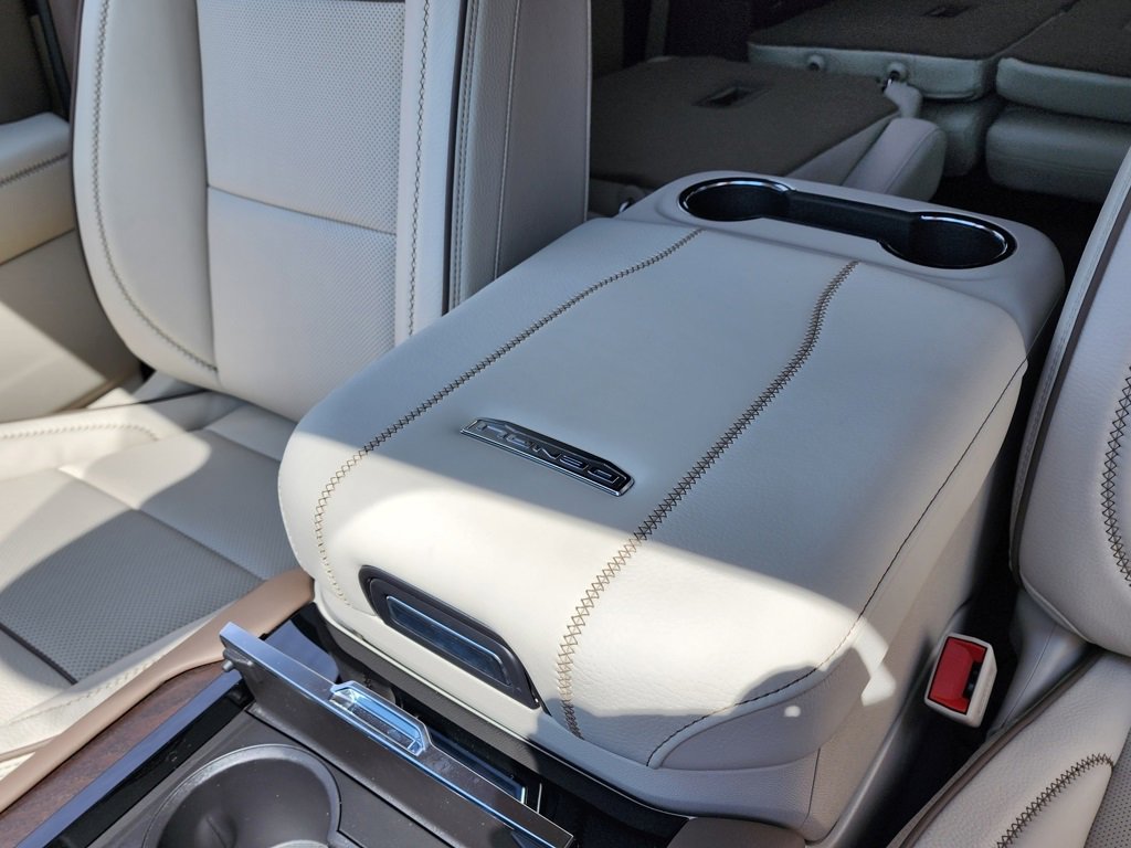 2026 Gmc Yukon XL Denali photo 33