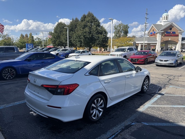 2023 Honda Civic LX photo 4