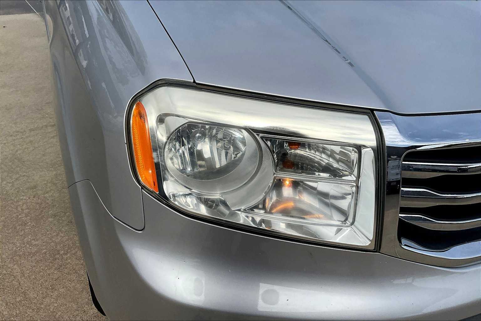 2014 Honda Pilot EX-L photo 25