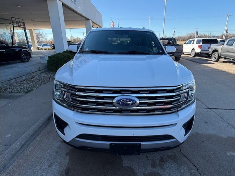 2019 Ford Expedition MAX XLT photo 2