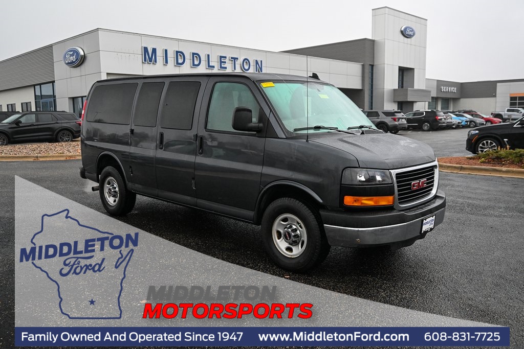 2016 GMC Savana Passenger 1LS's photo