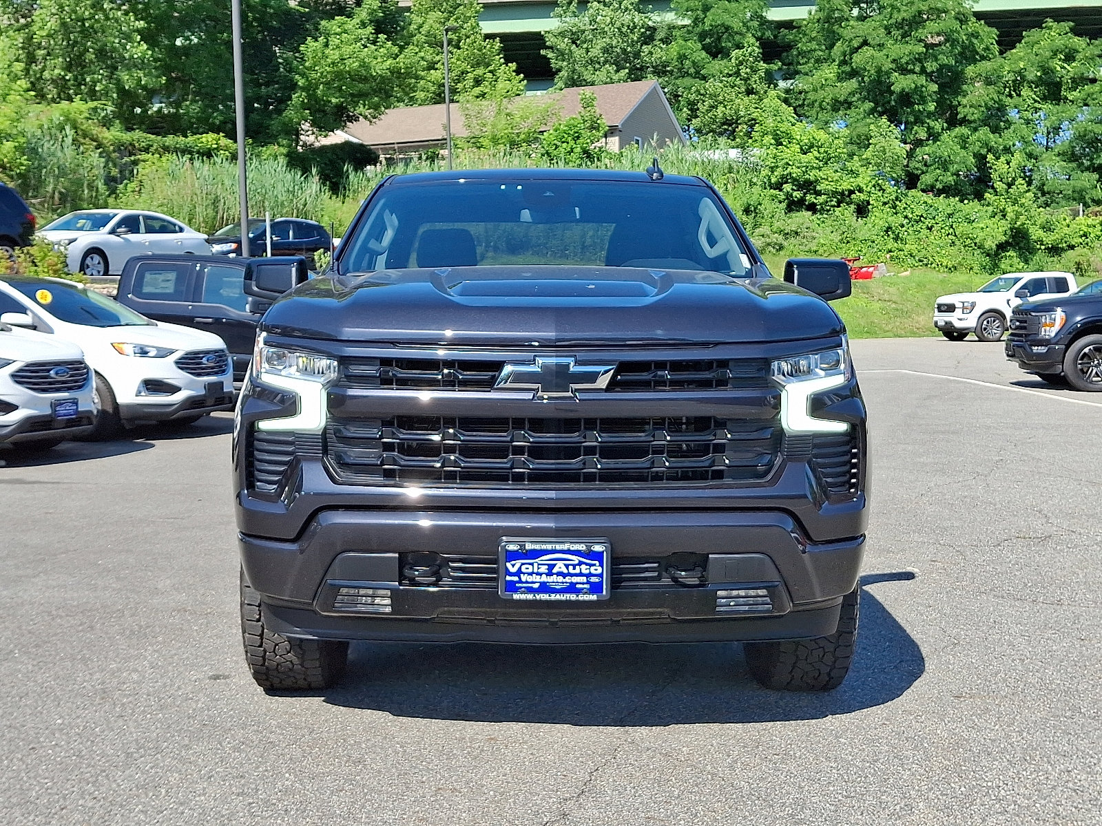 2023 Chevrolet Silverado 1500 RST photo 3