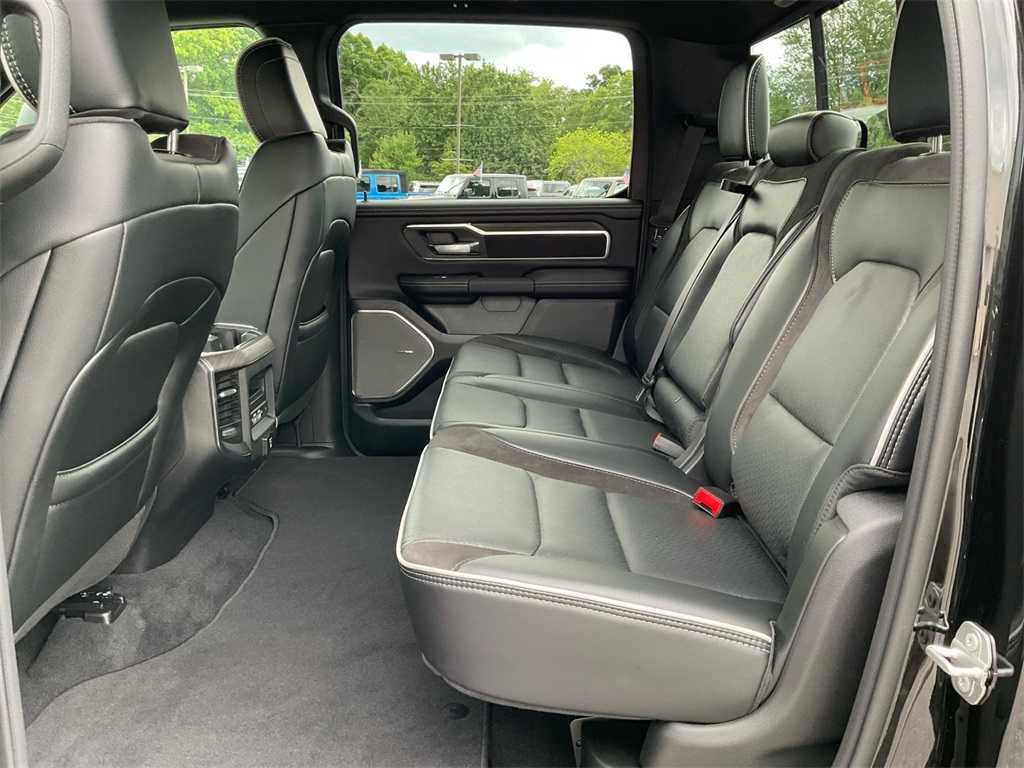 2025 Ram 1500 Laramie photo 28