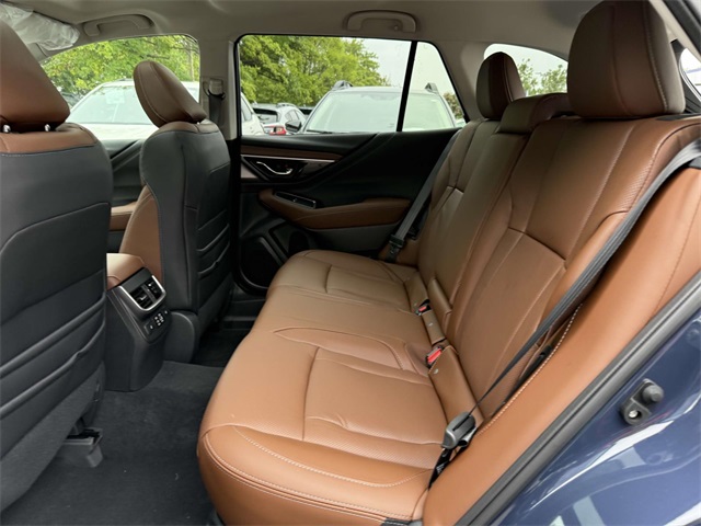 2025 Subaru Outback Touring XT photo 13