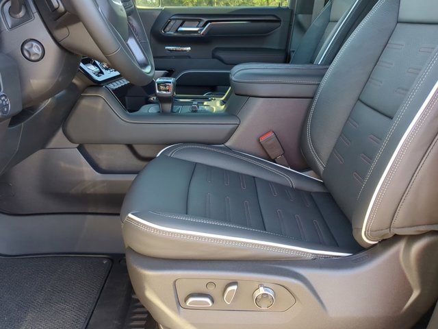 2025 Gmc Sierra AT4X photo 17