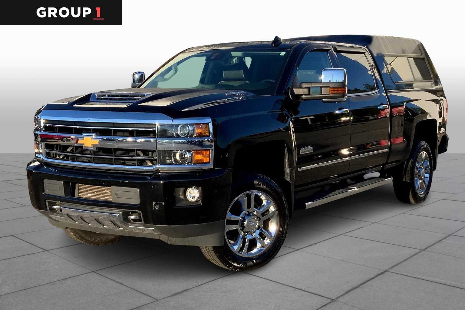 Pre-Owned 2019 Chevrolet Silverado 2500HD High Country Crew Cab