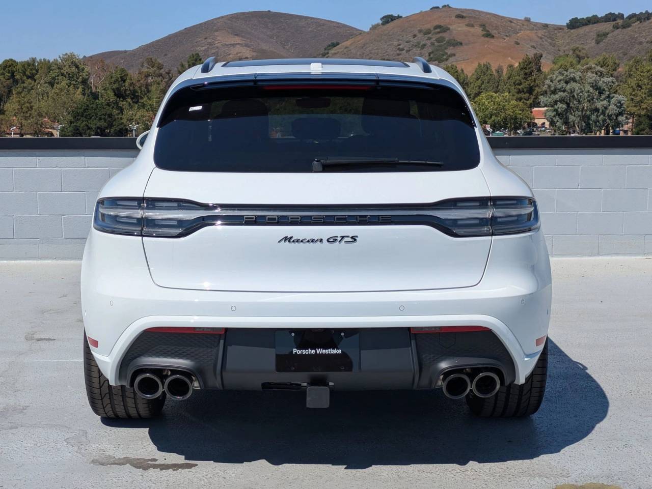 2025 Porsche Macan GTS photo 7