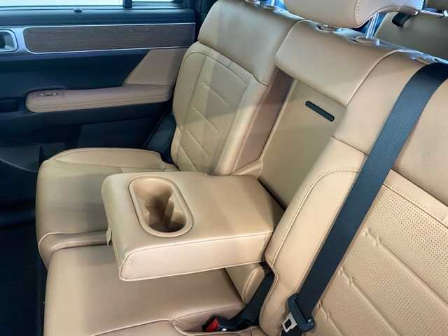 2025 Hyundai Santa Fe Limited Sport photo 29