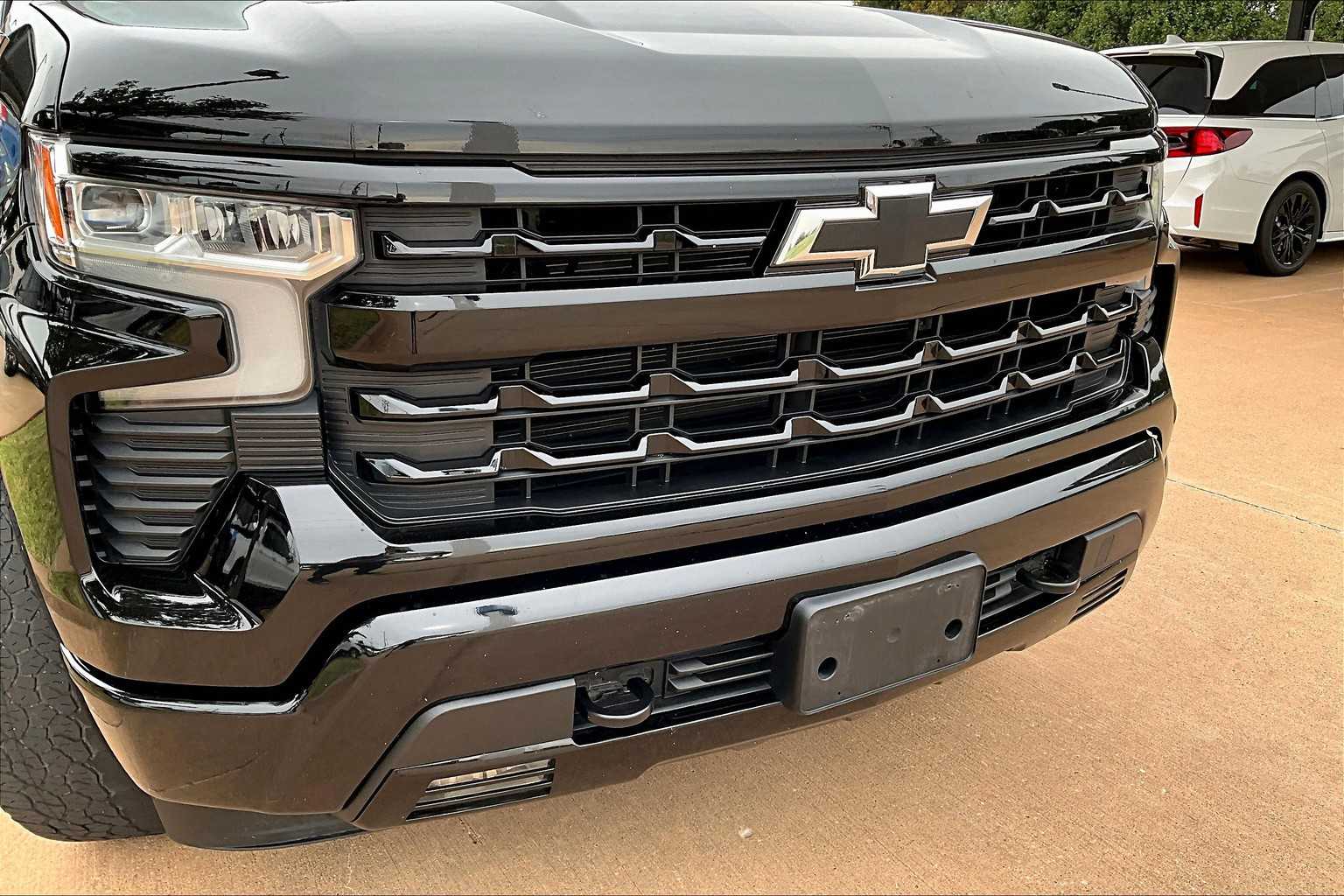 2024 Chevrolet Silverado 1500 RST photo 26