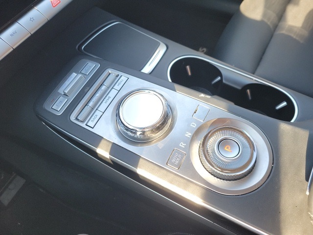 2025 Genesis GV70 2.5T photo 4