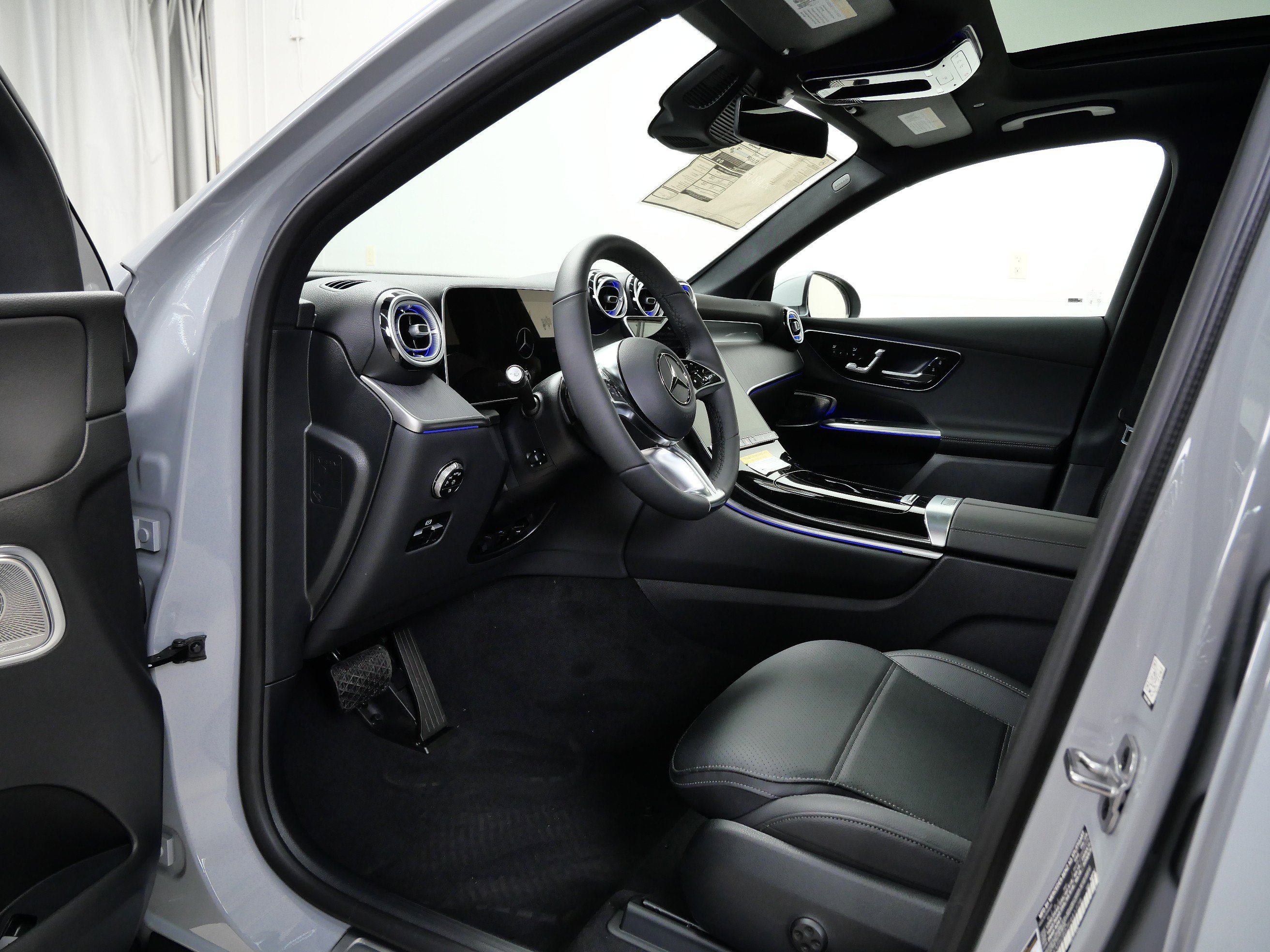 2026 Mercedes Benz GLC 350e 4MATIC photo 6