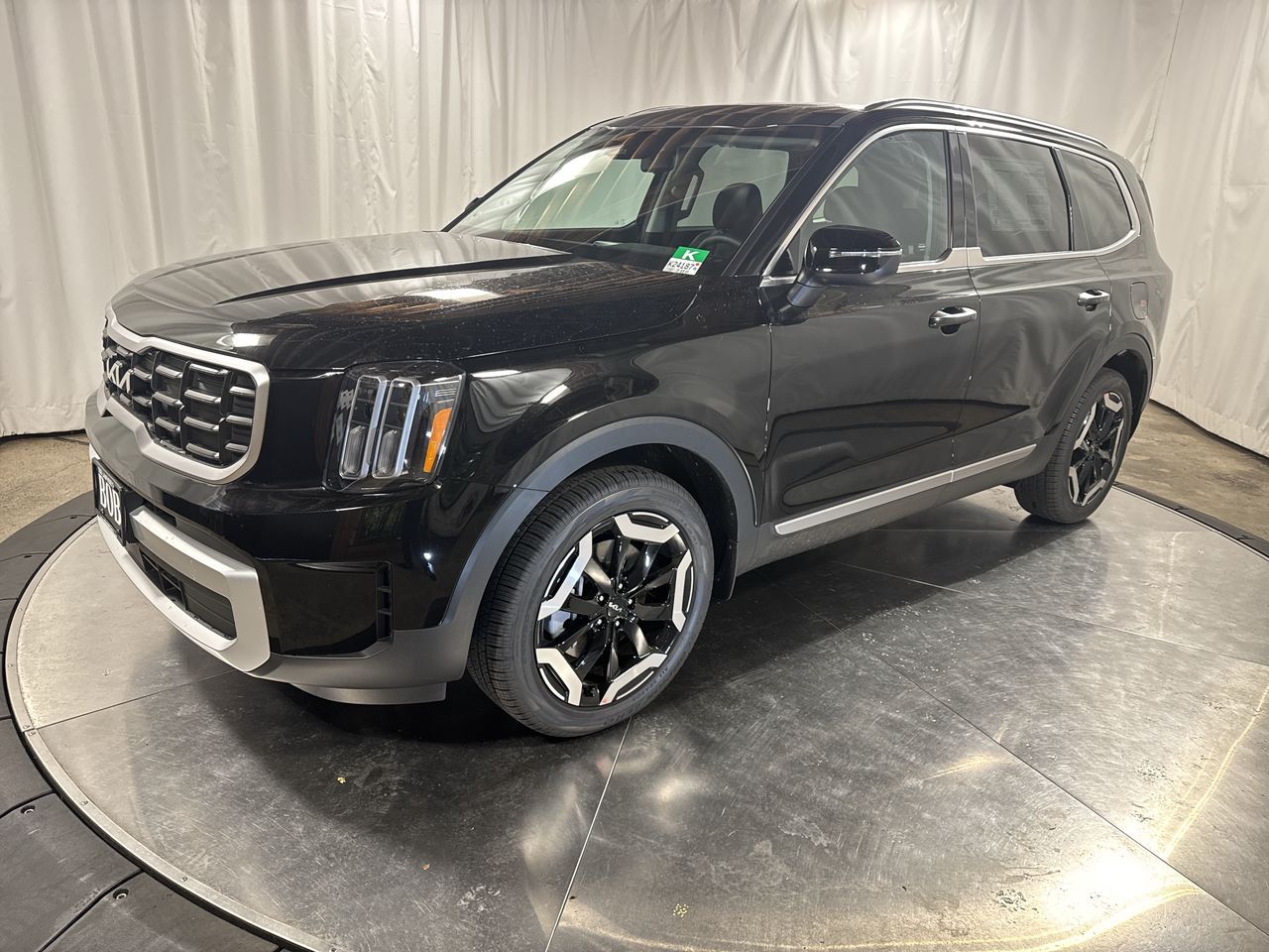 2025 Kia Telluride S's photo