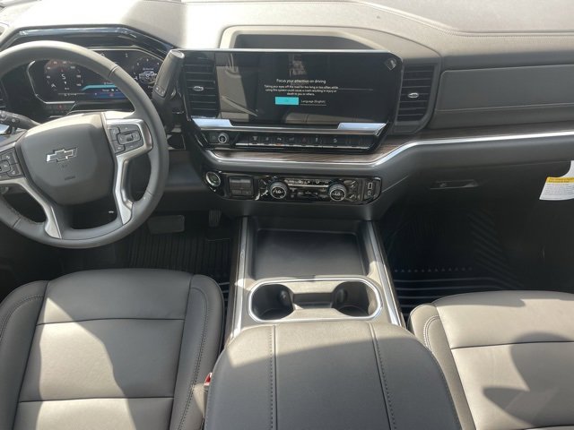 2026 Chevrolet Silverado 2500HD Custom photo 13