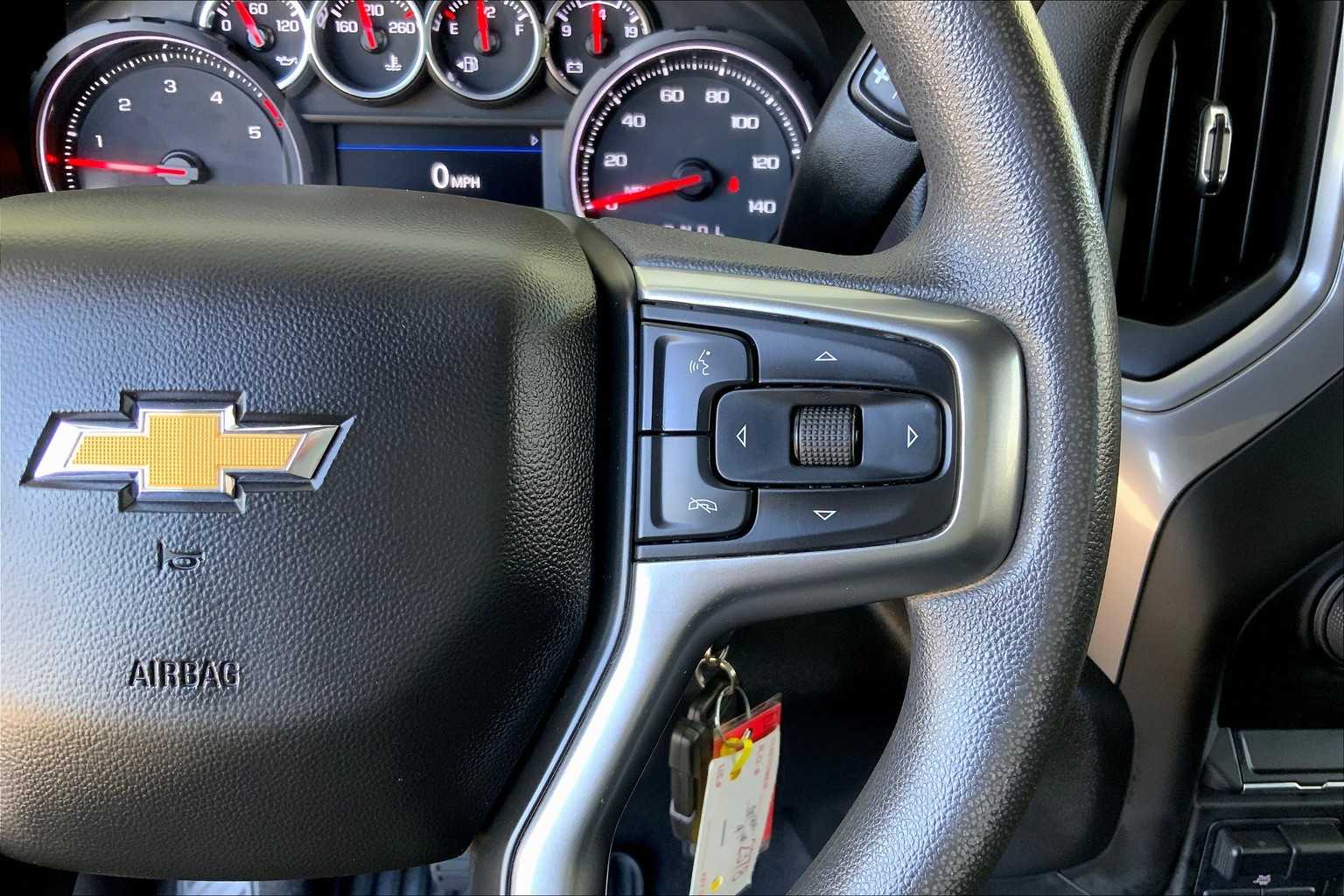 2022 Chevrolet Silverado 2500HD Custom photo 21