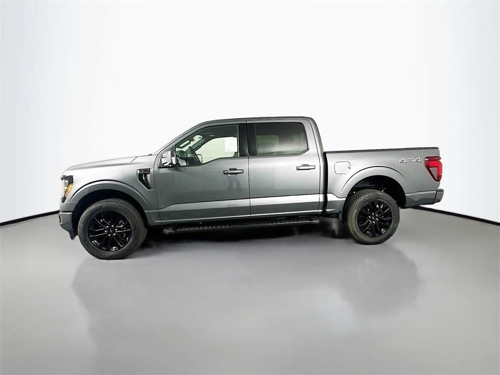 2025 Ford F-150 XLT photo 4