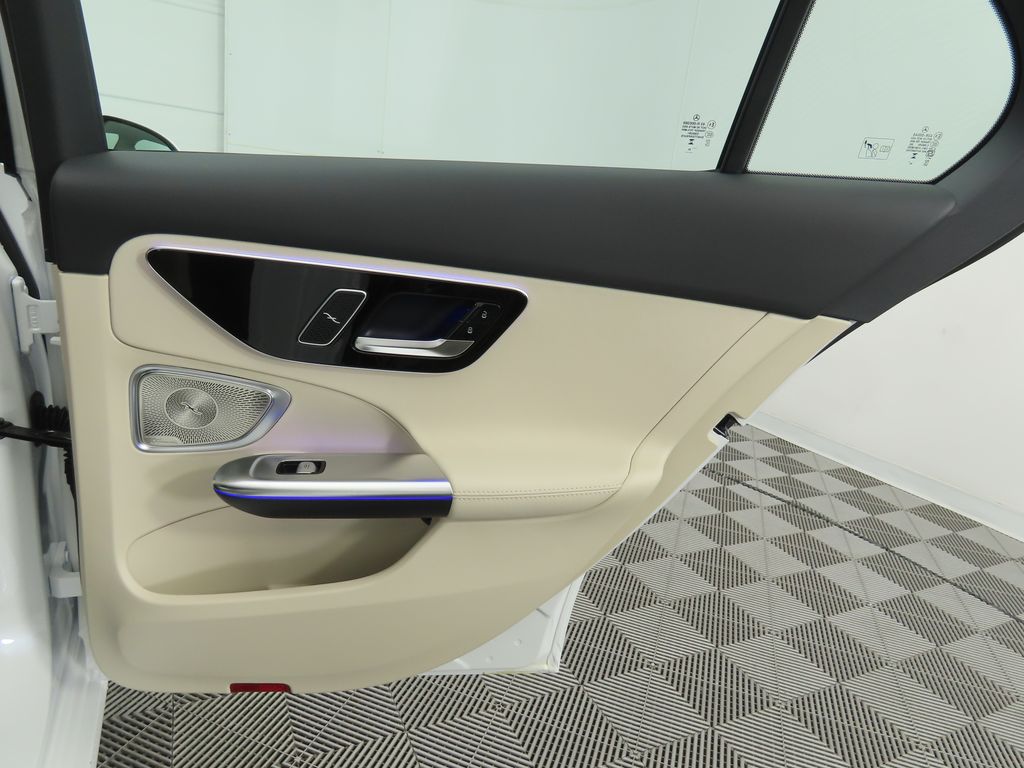 2025 Mercedes Benz C 300 photo 27