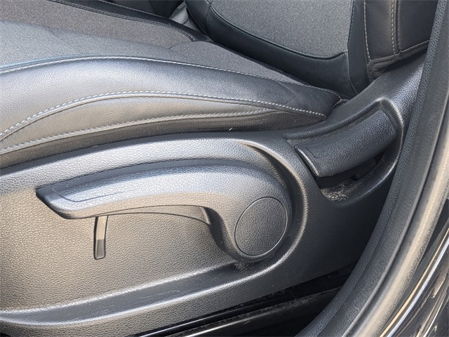 2021 Kia Seltos S photo 19