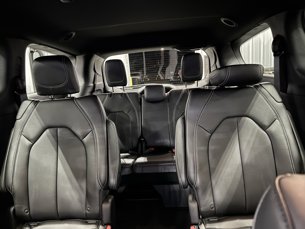 2026 Chrysler Voyager LX photo 38