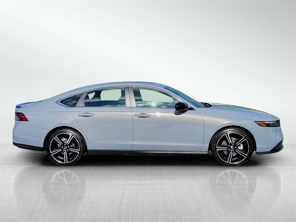 2025 Honda Accord Hybrid Sport photo 4