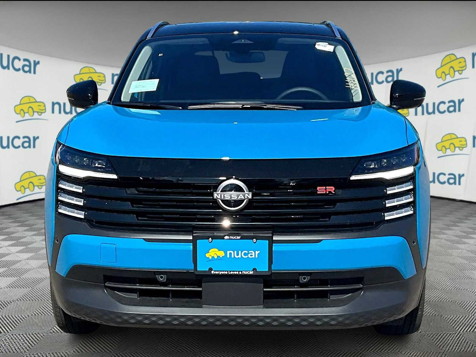 2025 Nissan Kicks SR photo 2