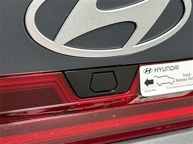 2025 Hyundai Elantra Hybrid SEL Sport photo 34