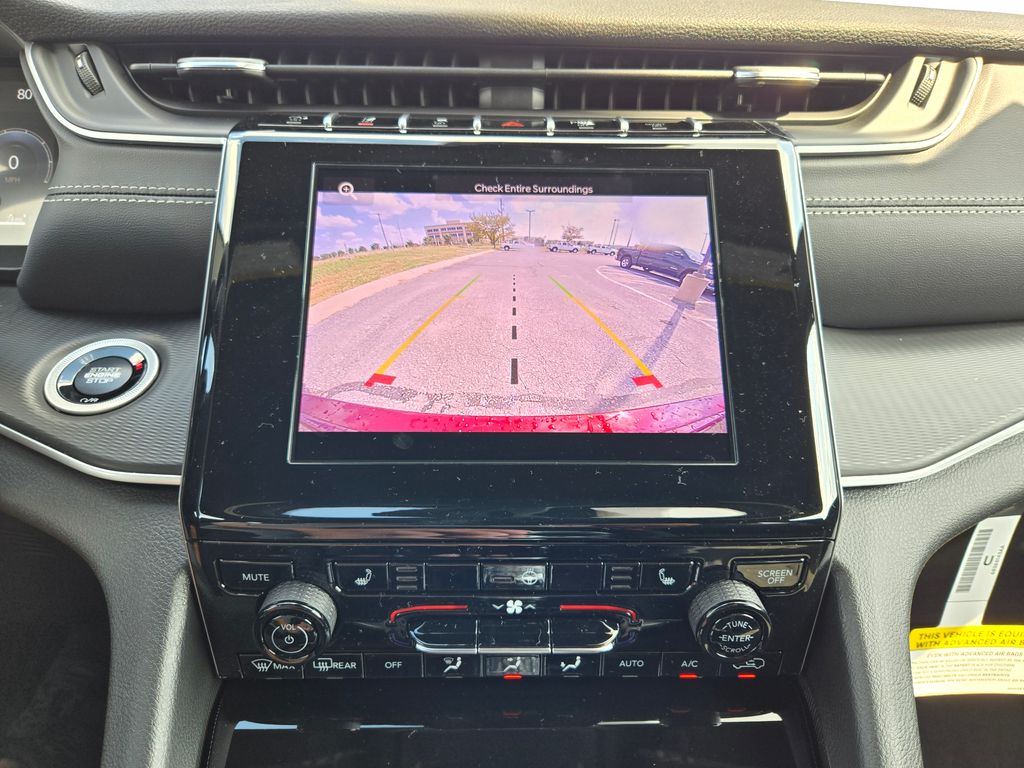 2025 Jeep Grand Cherokee Altitude X photo 18