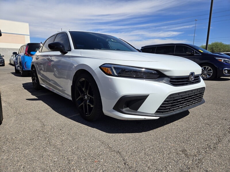 2022 Honda Civic Sport photo 2