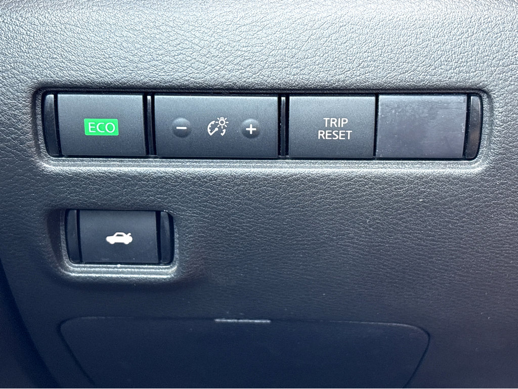 2024 Nissan Sentra SV photo 14