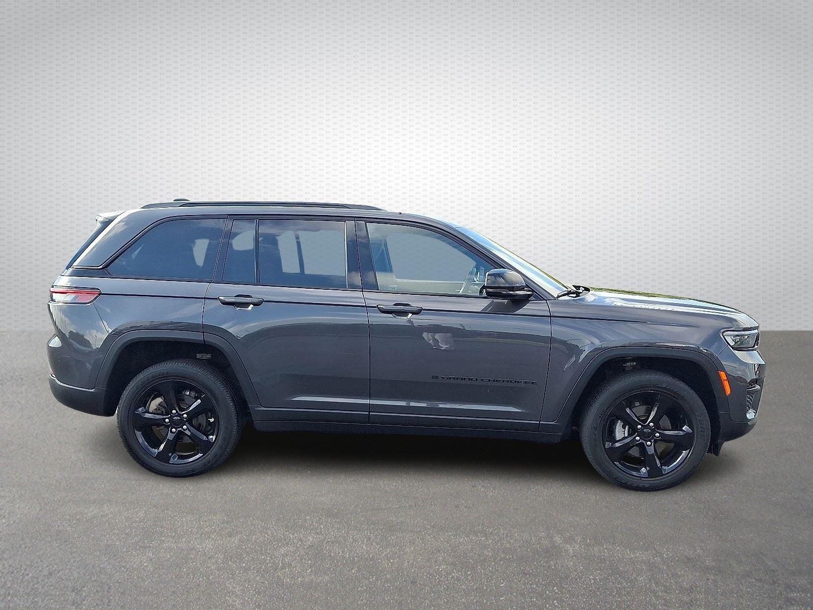 2023 Jeep Grand Cherokee Altitude X photo 5