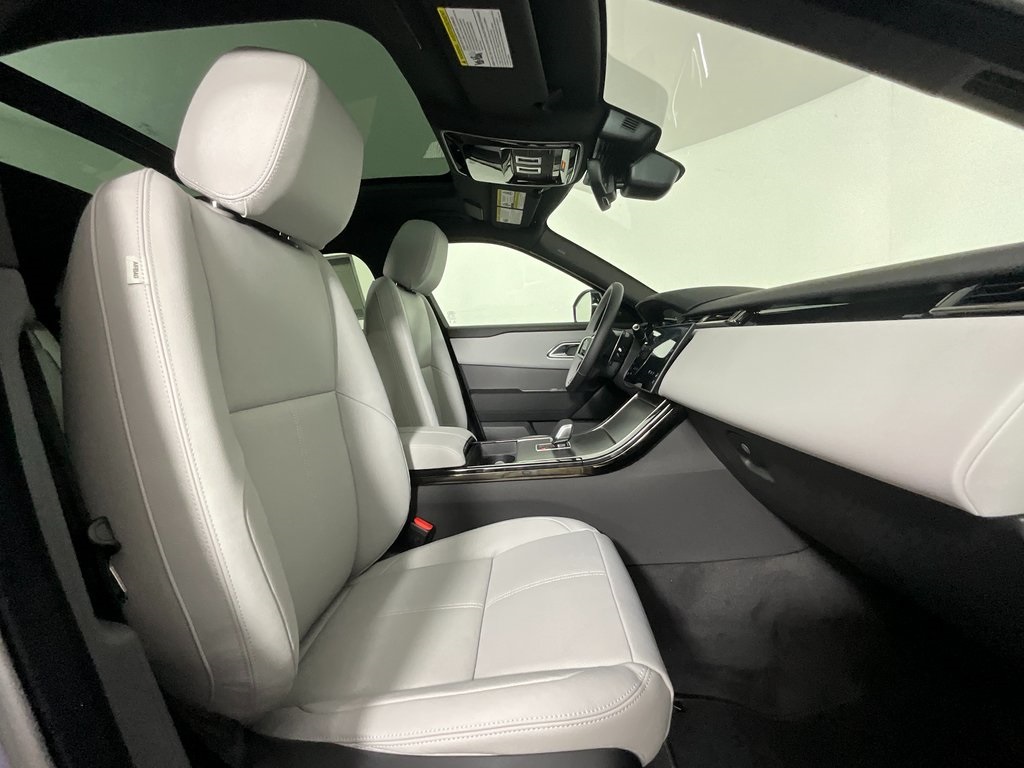 2026 Land Rover Range Rover Velar S photo 3