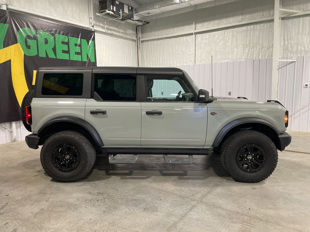 2022 Ford Bronco Base Big Bend Black Diamond Outer Banks Badlands Wildtrak Everglades photo 2