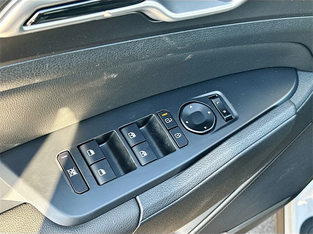 2026 Kia Sportage EX photo 16