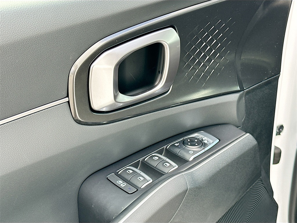 2026 Kia Sorento LX photo 15
